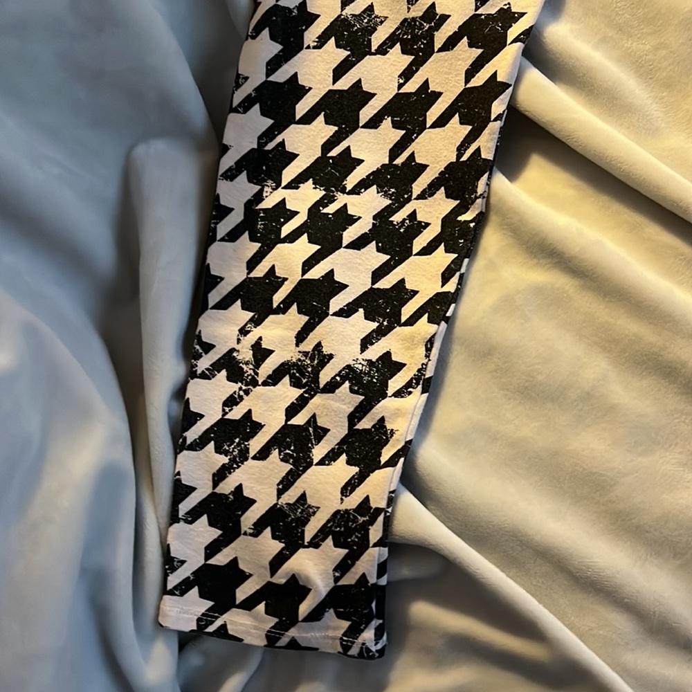 No Boundaries, stretchy tights,L - Picture 11 of 11